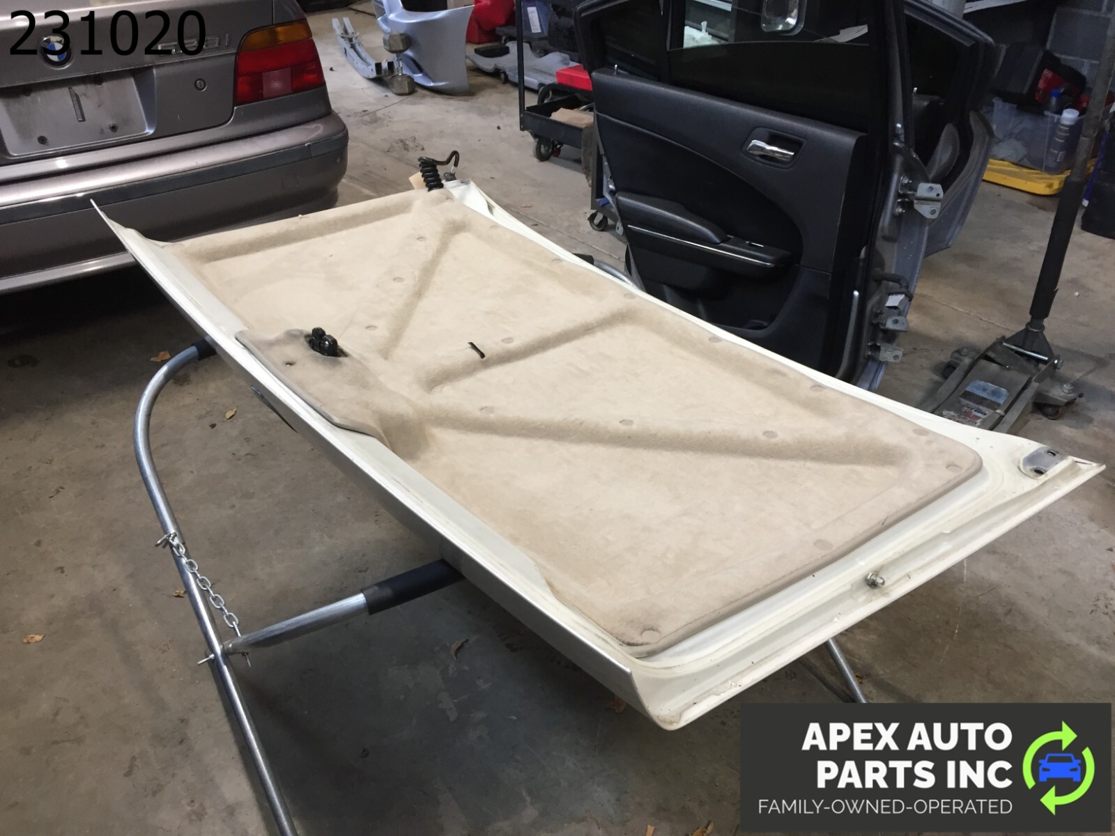 *LOCAL PICKUP* OEM 1990 Cadillac Allante TRUNK LID WHITE - Image 13