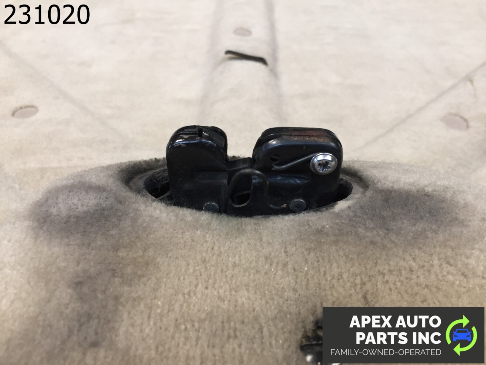 *LOCAL PICKUP* OEM 1990 Cadillac Allante TRUNK LID WHITE - Image 15