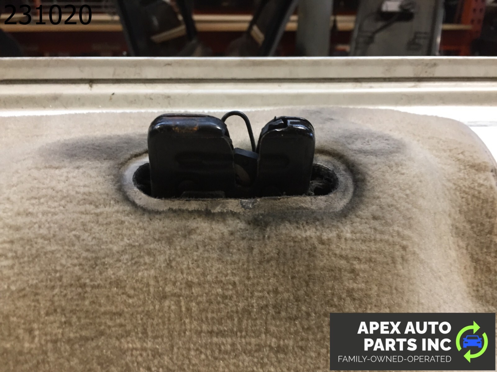 *LOCAL PICKUP* OEM 1990 Cadillac Allante TRUNK LID WHITE - Image 16