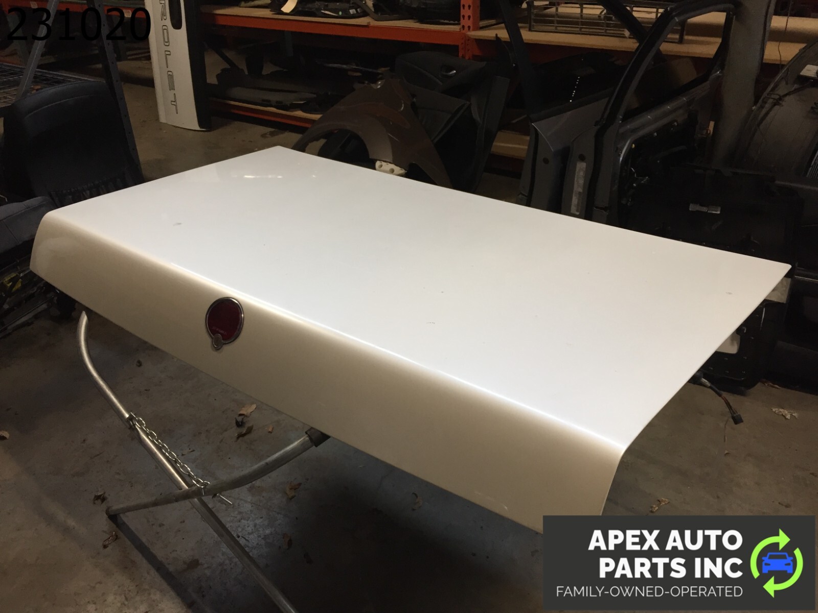 *LOCAL PICKUP* OEM 1990 Cadillac Allante TRUNK LID WHITE - Image 4