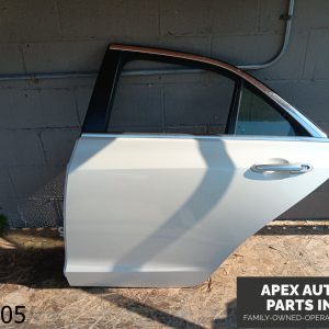 *NO SHIPPING* 2013-2018 Cadillac ATS 2.0L REAR LEFT DOOR ASSEMBLY white