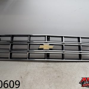 OEM 1985 Chevrolet Blazer 2.8L Grille Grille W Emblem