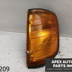 OEM 1986 Mercedes 300E 3.0L Front Left Driver Side Turn Signal Light