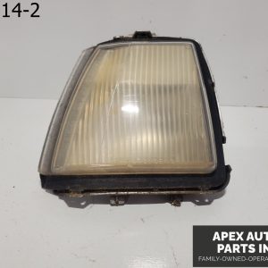 OEM 1988 Buick Electra Driver Front Corner Signal Lamp 16505376