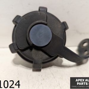 OEM 1988 Nissan 300ZX 3.0L Fuel pump cover fuel cap