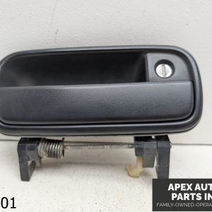 OEM 1992-1995 Toyota Pickup 2.4L Right Front Exterior Door Handle Black W/ Lock