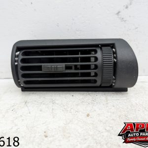 OEM 1995 Chevrolet Camaro 3.8L CENTER RIGHT DASH AC A/C AIR VENT