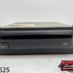 OEM 1995 Chevrolet Suburban 5.7L Remote Single CD Disc Player Receiver