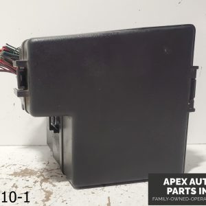 OEM 2000-2006 Lincoln LS 3.9L Engine Fuse Box Relay Junction Assembly