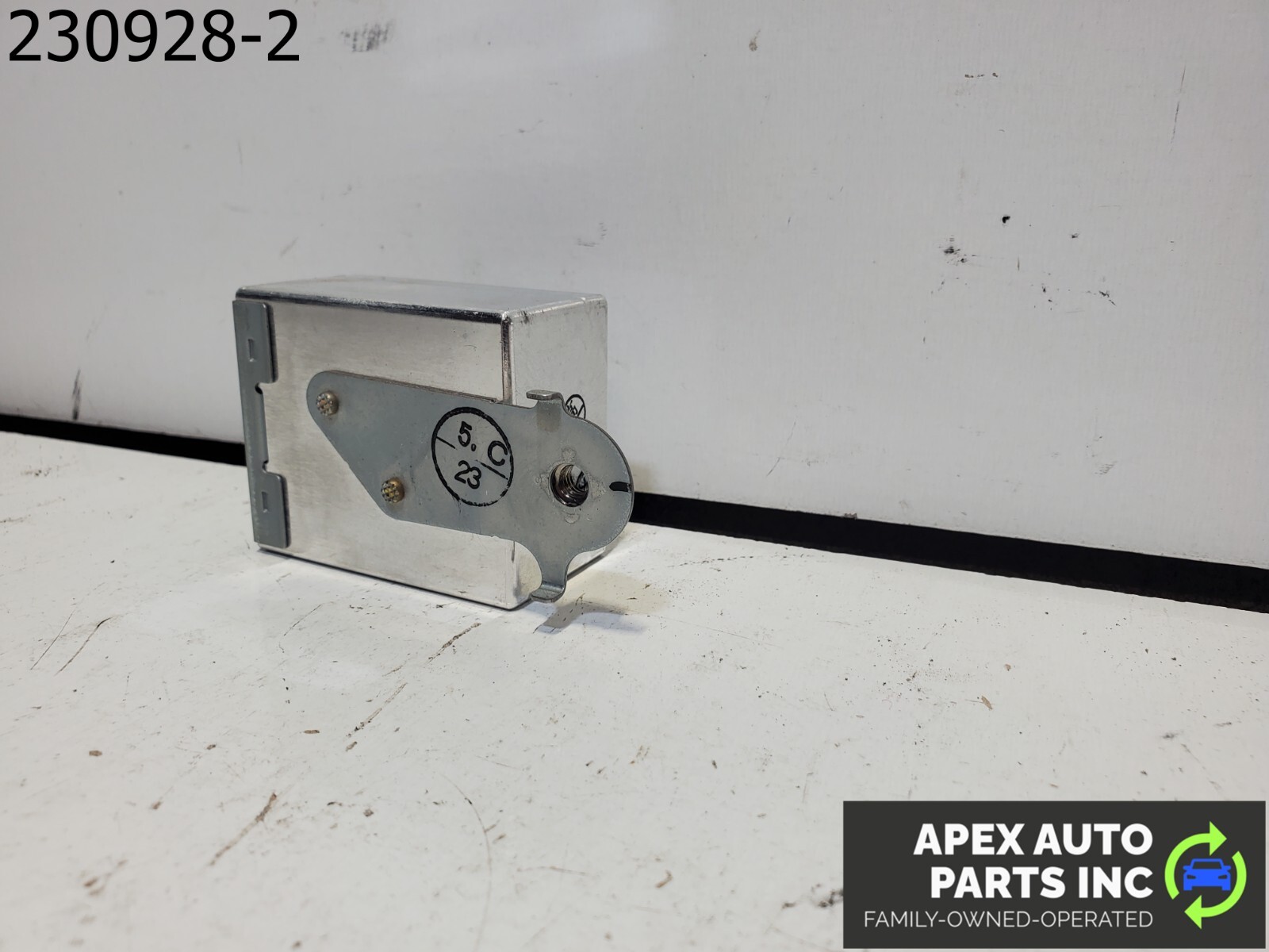 OEM 2001 LEXUS RX300 CRUISE CONTROL MODULE ECM ASSEMBLY - Image 5