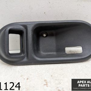 OEM 2001 Land Rover Discovery 4.0L INNER DOOR HANDLE TRIM PASS REAR