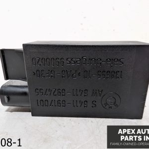 OEM 2002-2005 BMW 325i 2.5L Relay Control Module Unit