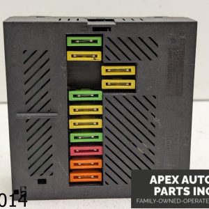 OEM 2002-2005 BMW 745Li 4.4L Integrated Supply Module Fuse Box