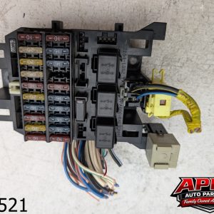 OEM 2002 Isuzu Trooper 3.5L UNDER DASH CABIN FUSE BOX RELAYS