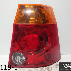 OEM 2004-2008 Chrysler Pacifica 4.0L RH Passenger Side Tail Lamp