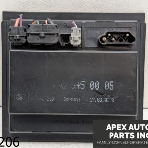 OEM 2004 Chrysler Crossfire 3.2L Engine Bay Fuse Relay Junction Module Unit