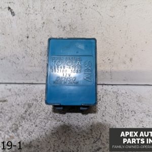 OEM 2005 - 2009 Toyota Prius 1.5L REAR WINDSHIELD WIPER CONTROL MODULE