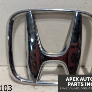 OEM 2005 Honda Element 2.4L Front Grille Emblem