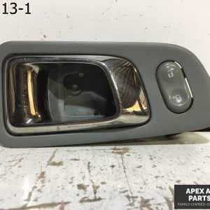 OEM 2005 Honda Pilot GRAY LEFT FRONT INTERIOR DOOR HANDLE AND LOCK SWITCH