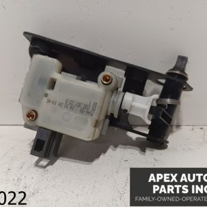 OEM 2005 Range Rover 4.4L Trunk Lid Tailgate Lock Latch Actuator