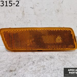 OEM 2005 Volkswagen Jetta FRONT SIDE MARKER LIGHT RH PASSENGER