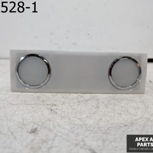 OEM 2005 Volkswagen Touareg 3.2L FRONT UPPER OVERHEAD CONSOLE DOME LIGHT LAMP