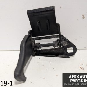 OEM 2006-2015 Land Rover LR2 3.2L FRONT HOOD BONNET LOCK LATCH SAFETY CATCH