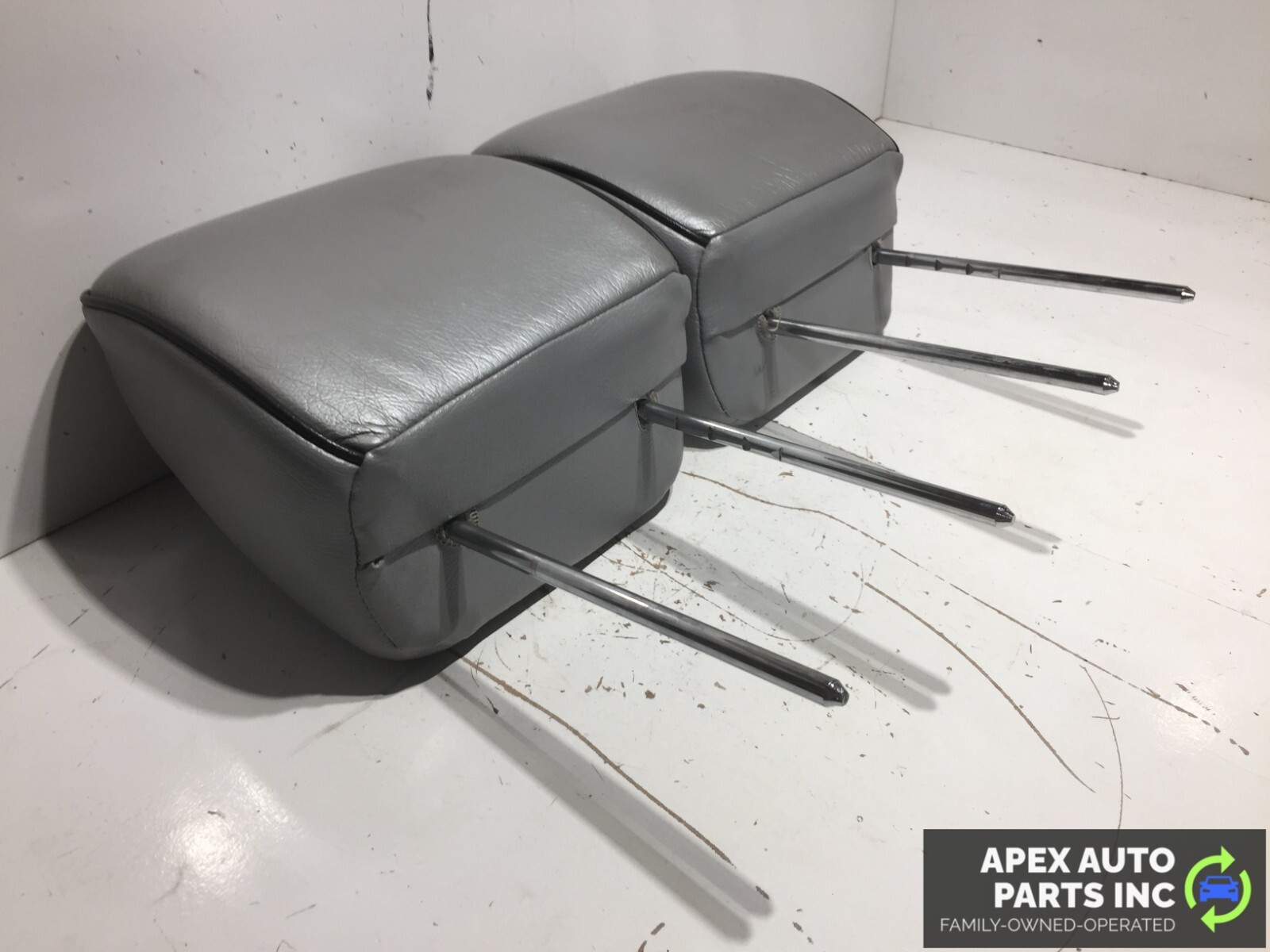 OEM 2007-2012 HYUNDAI SANTA FE FRONT SEAT HEADREST SET HEAD RESTS RH LH GRAY - Image 3