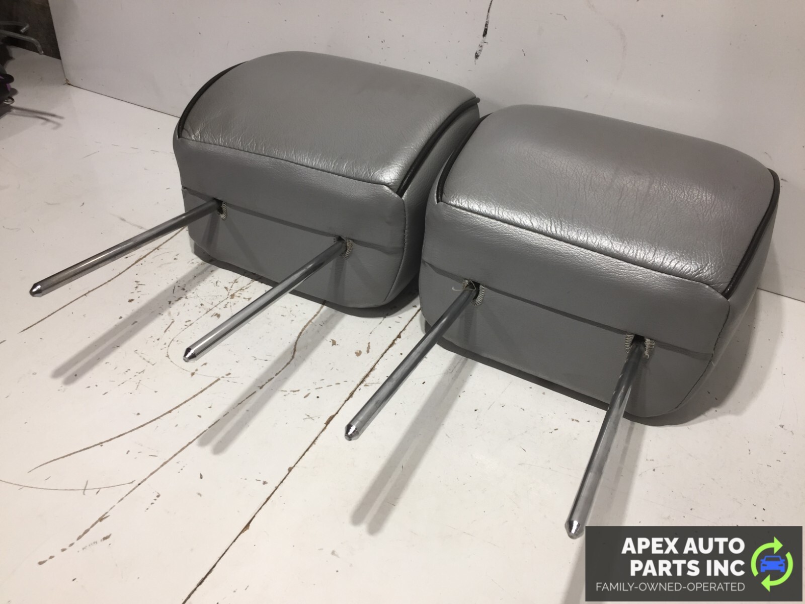 OEM 2007-2012 HYUNDAI SANTA FE FRONT SEAT HEADREST SET HEAD RESTS RH LH GRAY - Image 4