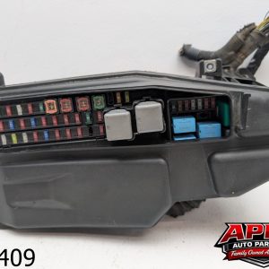 OEM 2007 Lexus LS460 4.6L Engine Fuse Box Assembly