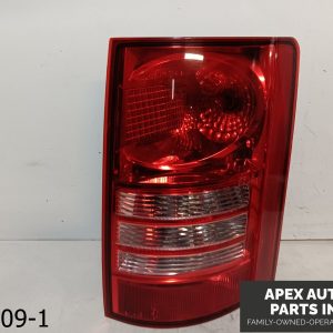 OEM 2008-2010 Chrysler Town & Country 3.8L PASSENGER RH RIGHT TAIL LIGHT