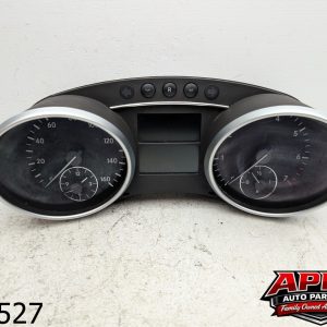 OEM 2008 Mercedes GL450 4.6L SPEEDOMETER CLUSTER