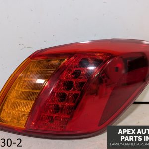 OEM 2009 Nissan Murano 3.5L REAR RIGHT PASSENGER TAIL LAMP QUARTER