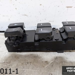 OEM 2010-2013 KIA Soul 2.0L Door Switch Front 935702K010WK