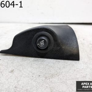 OEM 2010 Ford Focus 2.0L SIDE VIEW MIRROR SWITCH W/ COVER TRIM 8F9T17B676AA3JA6