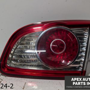 OEM 2010 Hyundai Santa Fe 3.5L DRIVER INNER LEFT TAIL LIGHT