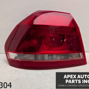 OEM 2012 Volkswagen Passat 2.5L Driver Left Side Taillight