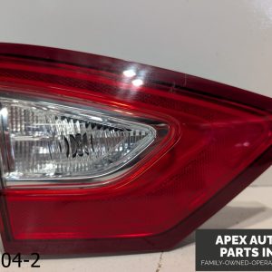 OEM 2013-2016 Ford Fusion 1.5L REAR LEFT DRIVER SIDE INNER TAILLIGHT LIGHT LAMP
