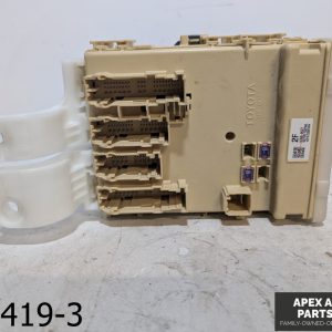 OEM 2014-2016 Toyota Corolla 1.8L Cabin Fuse Box 82730-02F41