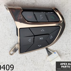 OEM 2015 Chrysler 200 3.6L FRONT LEFT SIDE STEERING WHEEL AUDIO CALL SWITCH