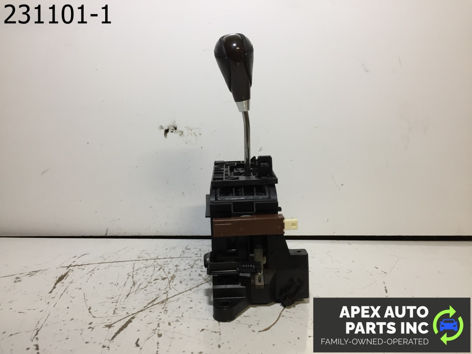 OEM 2015 Lexus ES350 AUTOMATIC TRANSMISSION SHIFTER ASSEMBLY - Image 5
