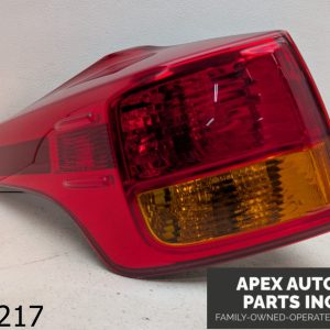 OEM 2015 Toyota RAV4 2.5L Driver Left Side Tail Light Taillight