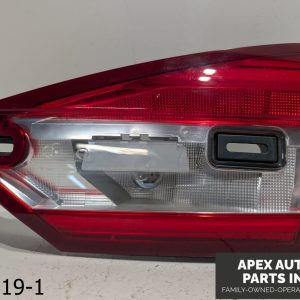 OEM 2017-2018 Ford Fusion 1.5L RIGHT SIDE INNER TRUNK TAIL LIGHT