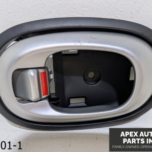 OEM 2017-2019 Kia Soul 2.0L Interior  Inside Door Handle Left Side