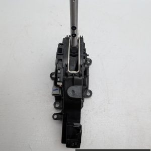 OEM 2019 Ford Escape 2.0L TRANSMISSION GEAR SHIFT SHIFTER SELECTOR LEVER