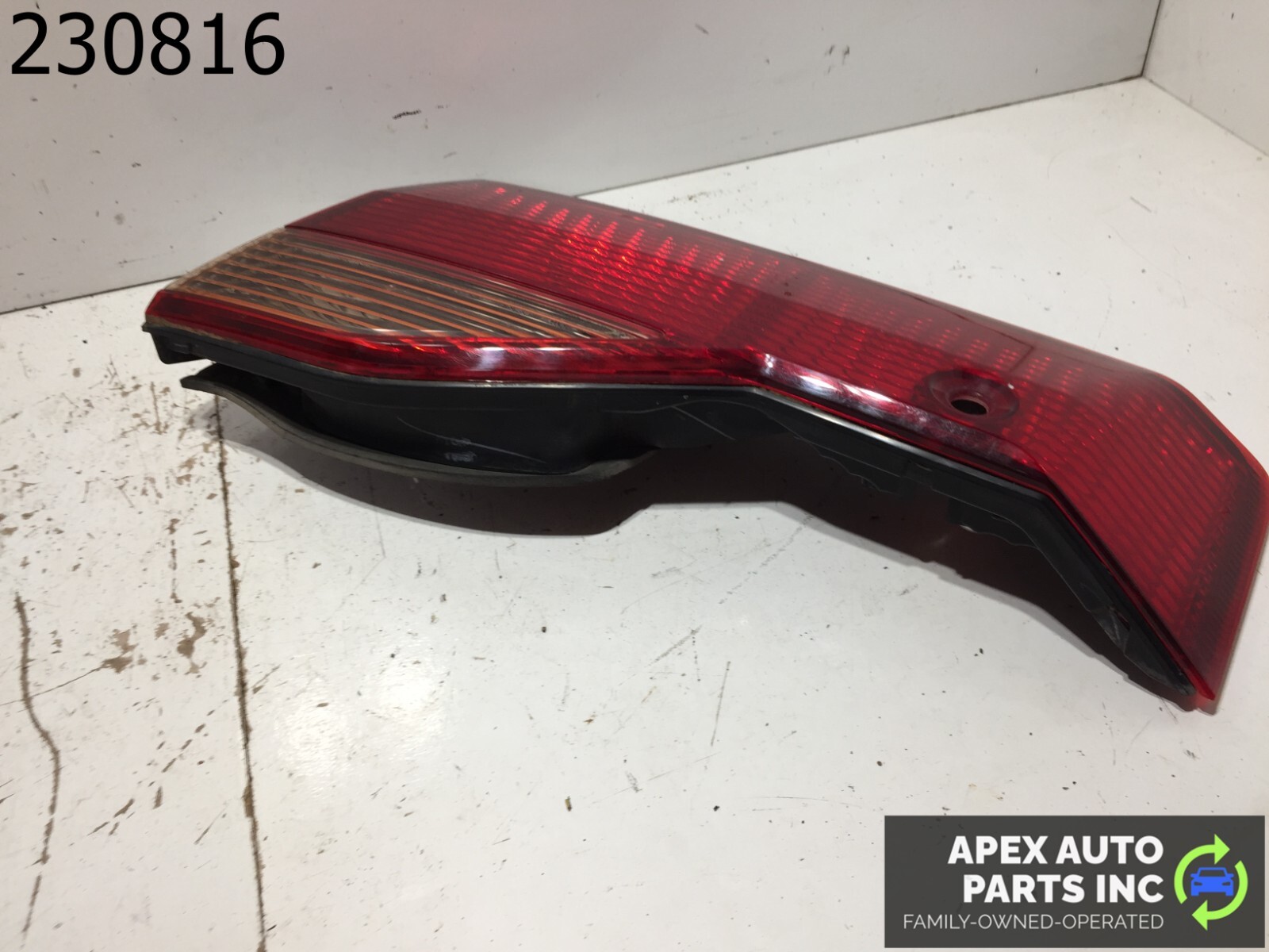 OEM 98-00 HONDA ACCORD SEDAN RIGHT PASSENGER SIDE INNER TAIL LIGHT REAR BACK - Image 9
