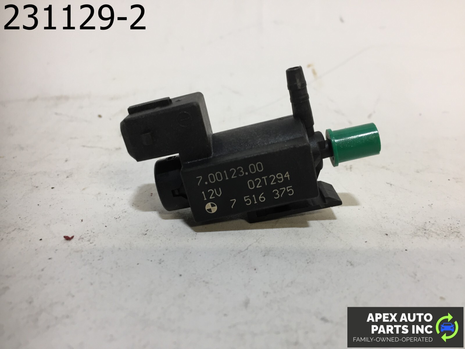 OEM BMW 745Li 2003 Exhaust Emissions Solenoid Valve Vacuum 7516375