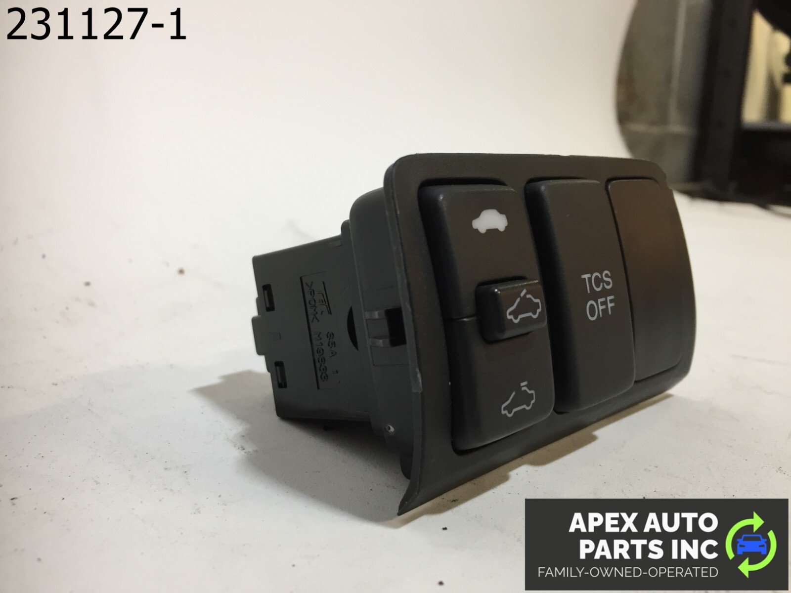 OEM Honda Accord 2005 Dash Control Trim Bezel TCS Sunroof Switch - Image 3