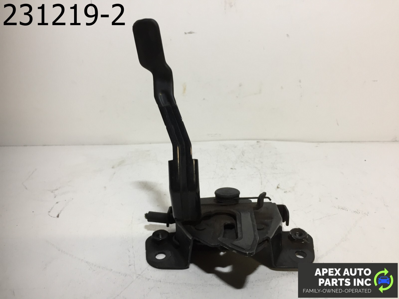 OEM Hyundai Elantra 2012 Hood Lock Latch 811303X000 - Image 8