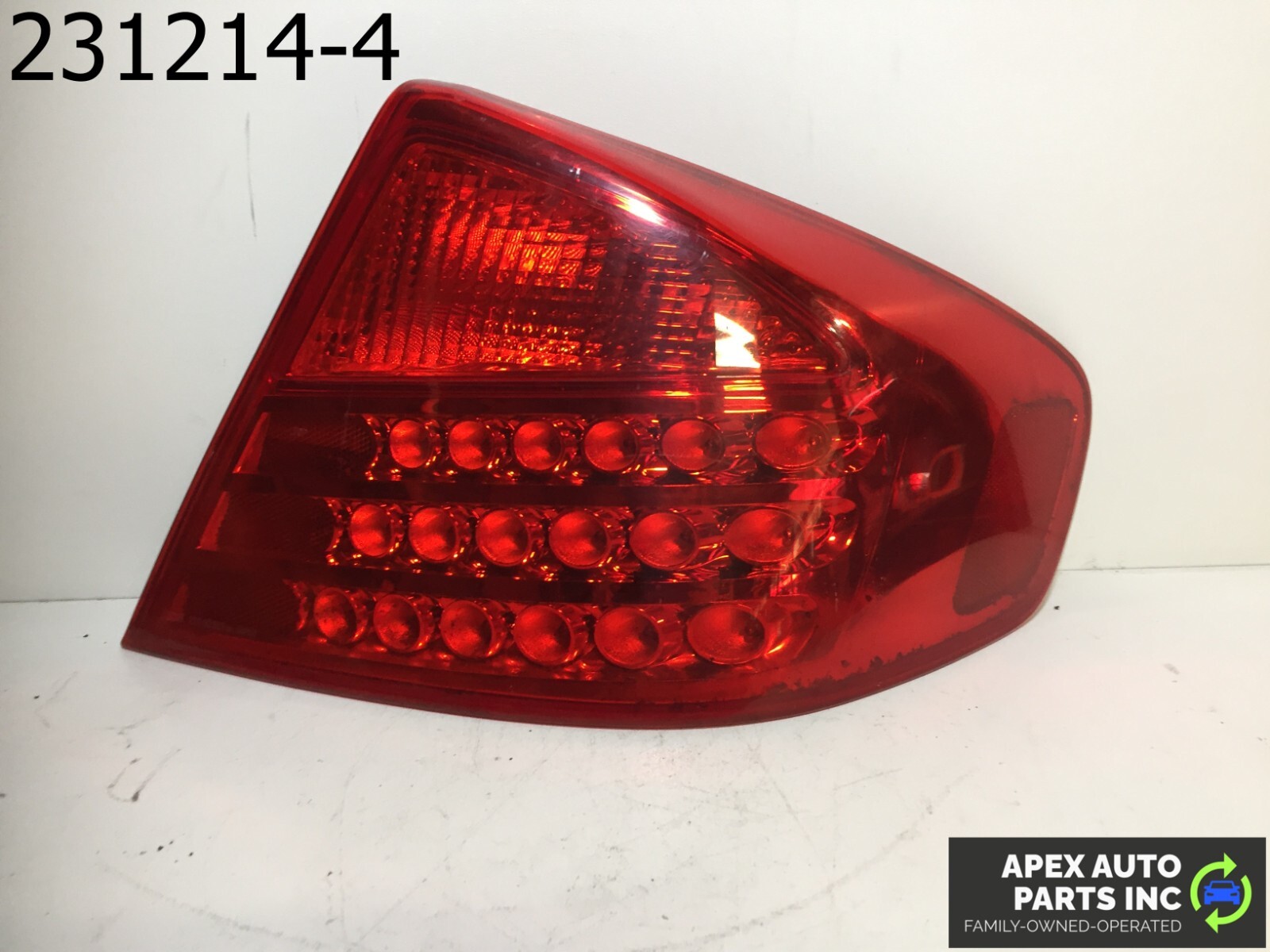 OEM Infiniti G35 2004 Right Passenger Rh Side Tail Light 7224K DG1